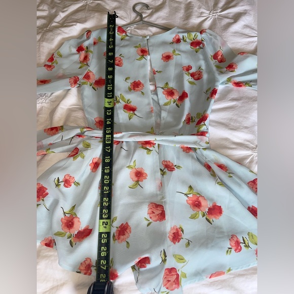 Forever 21 Floral Romper - Picture 7 of 9